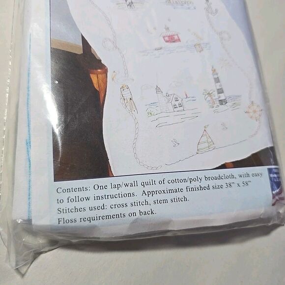 Jack Dempsey/JDNA Stamped Embroidery/Cross Stitch Quilt Top Lighthouses #940-554 - Picture 2 of 6